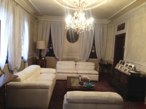 Vendesi elegante villa a Mestre | soggiorno
